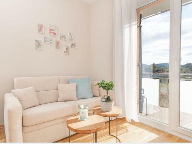 Charmantes Apartment Am Faaker See ファアーク・アム・ゼー エクステリア 写真